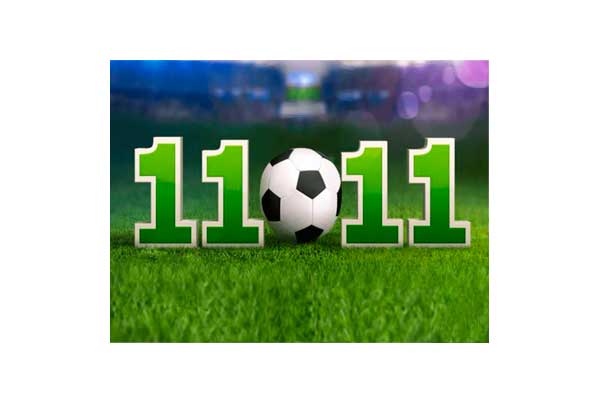 11x11 online football manager
